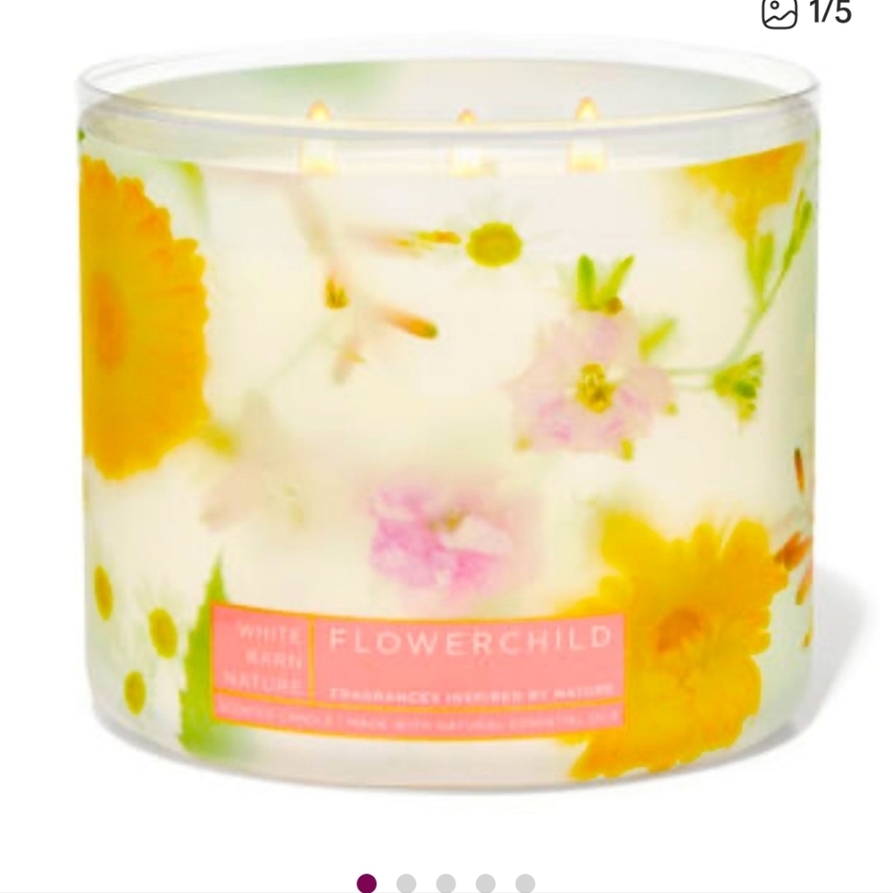 🆕BATH & BODY WORKS🌸Flower Child 3 Wick Candle*NEW White Barn Retired Scent🌸